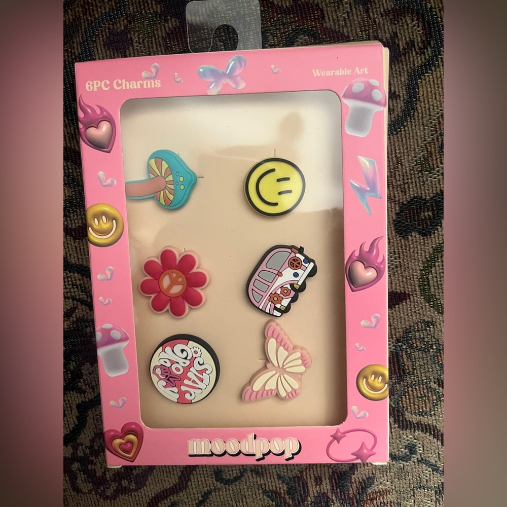 New 6 Piece Assorted Moodpop Shoe Charms for Crocs. Cute!